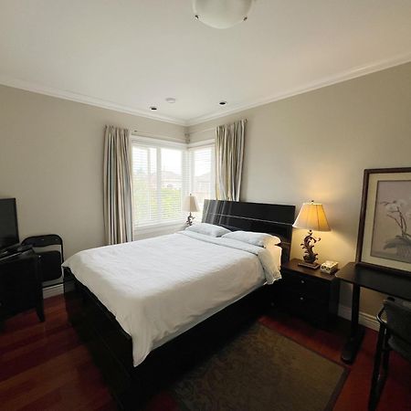 Lucky Room, A Comfortable Bedroom With Private Bathroom Close To Yvr ריצ'מונד מראה חיצוני תמונה