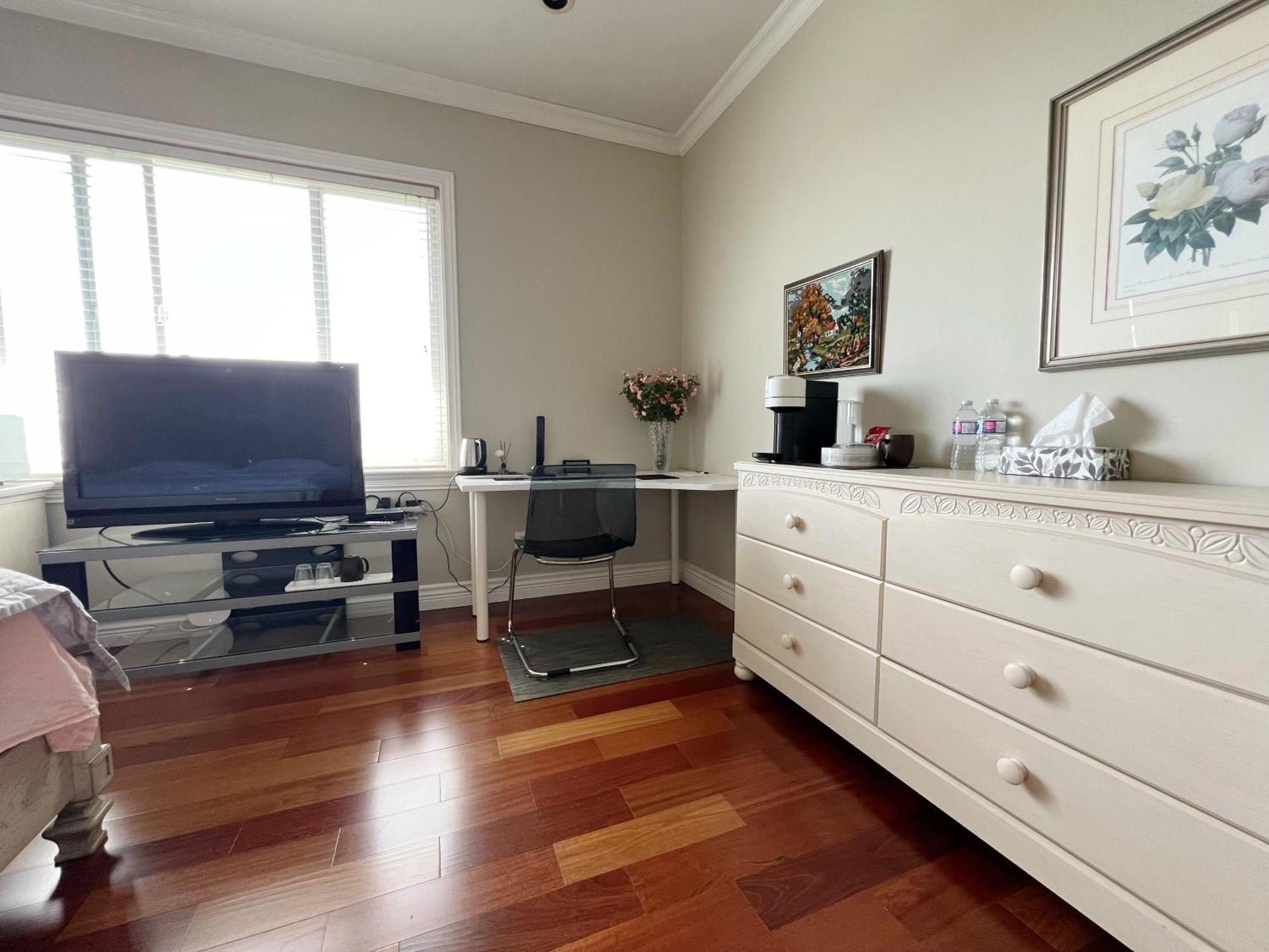 Lucky Room, A Comfortable Bedroom With Private Bathroom Close To Yvr ריצ'מונד מראה חיצוני תמונה